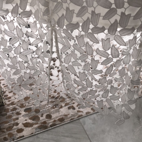 NWT white lace lined Halter Dress🌸 - Picture 7 of 14